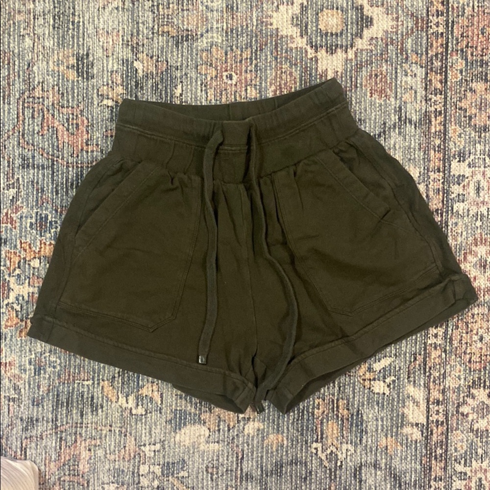 Zella High Waist Green Athletic Shorts